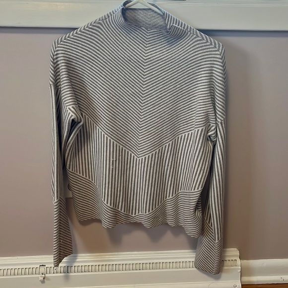 cynthia rowley striped sweater - Picture 1 of 4